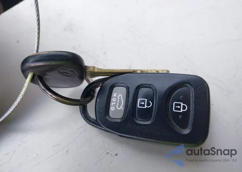 2014 Hyundai Elantra Se из США, поврежденный, VIN 5NPDH4AE7EH462643